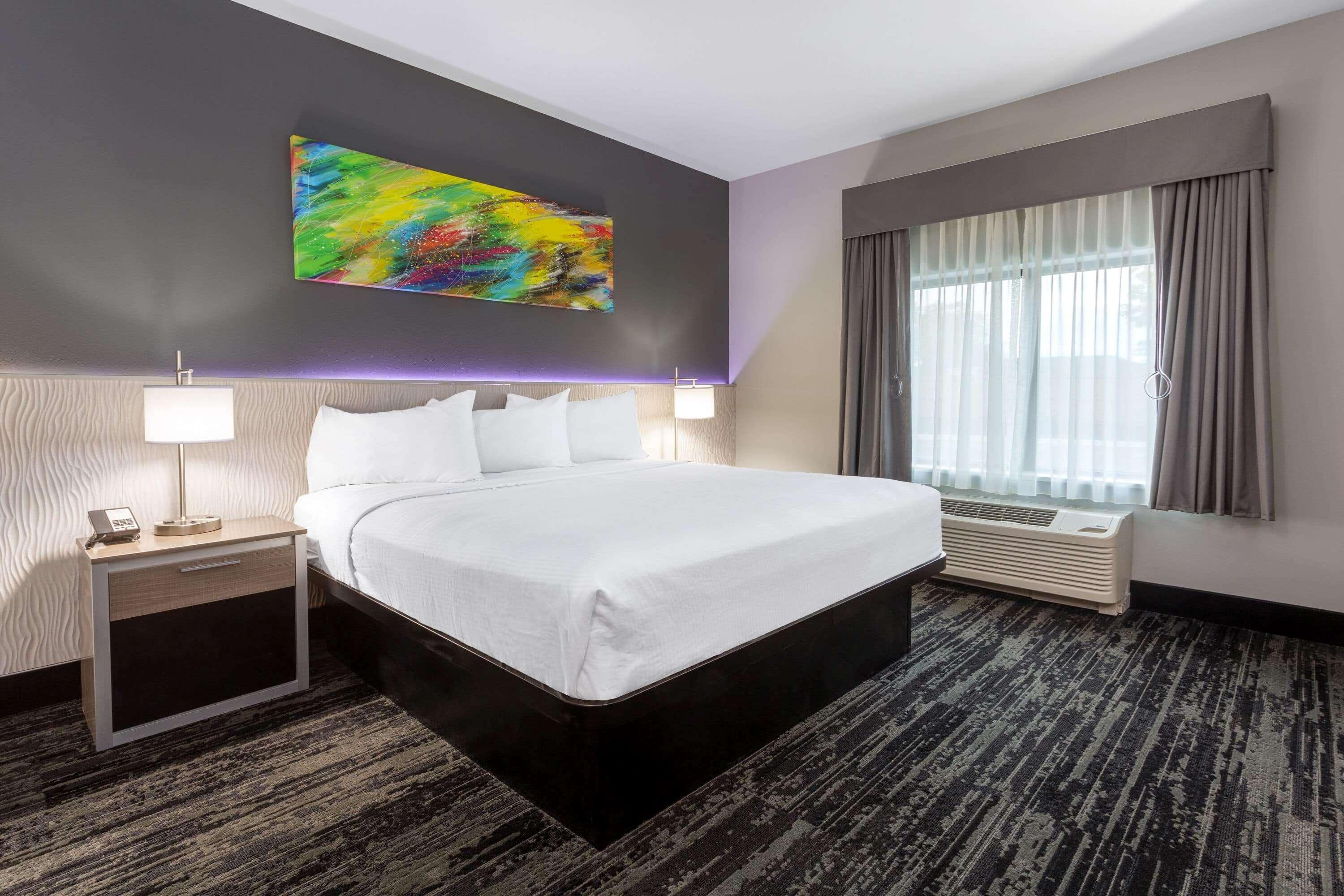 Baymont By Wyndham Madison Hotel Bagian luar foto